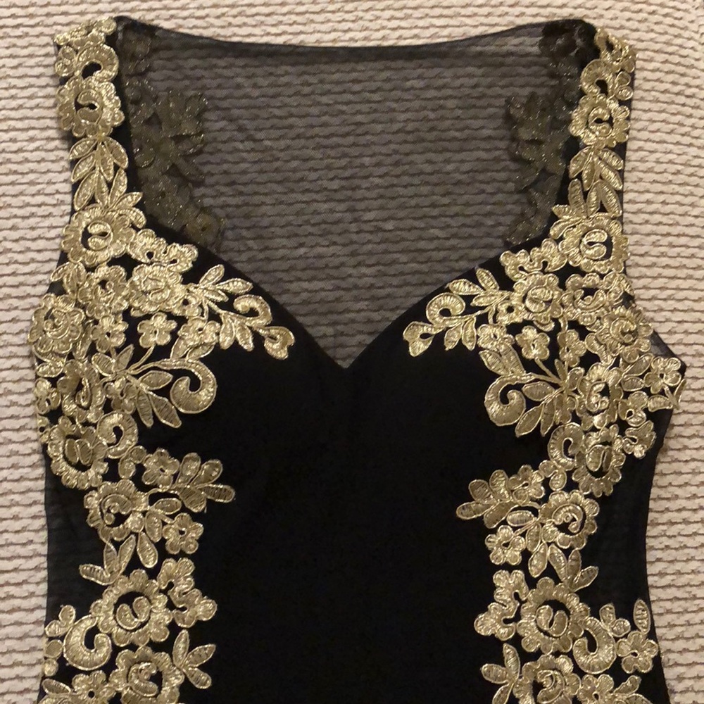 Betsy & Adams dress - Picture 2 of 3